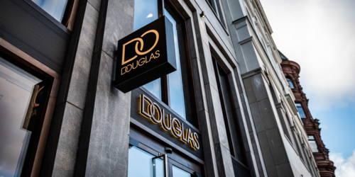 douglas store hamburg